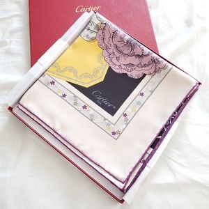 🌸🌸 Cartier Silk Scarf